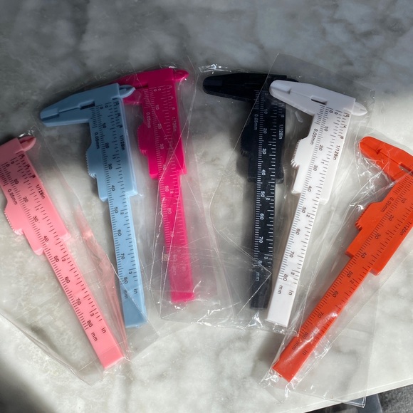 Tool:- Bead Measuring tool - Caliper - Picture 2 of 2